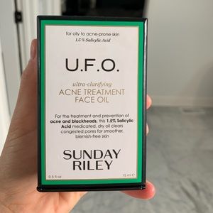 Sunday Riley U.F.O. Clarifying oil